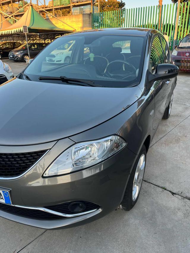 LANCIA YPSILON 0.9 TWINAIR 85 CV 5 PORTE METANO - foto 7