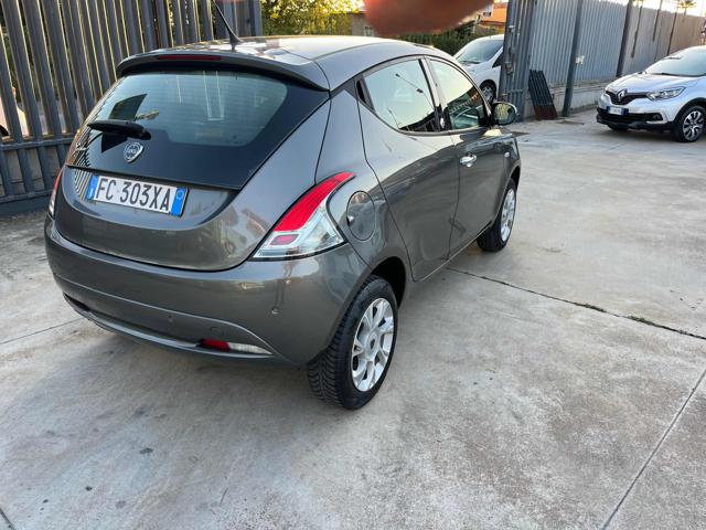 LANCIA YPSILON 0.9 TWINAIR 85 CV 5 PORTE METANO - foto 4