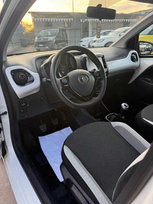 TOYOTA AYGO 1.0 VVT-I 69 CV 5 PORTE X-COOL - foto 11