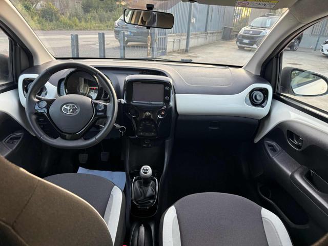 TOYOTA AYGO 1.0 VVT-I 69 CV 5 PORTE X-COOL - foto 12