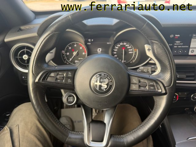 ALFA ROMEO STELVIO 2.2 TURBODIESEL 210 CV AT8 Q4 VE - foto 17