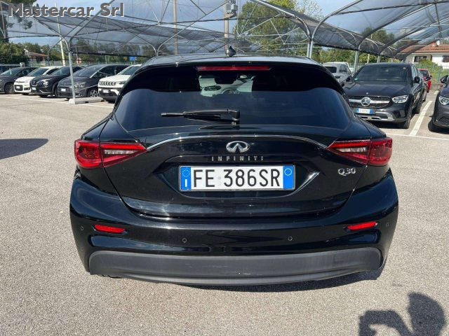 INFINITI Q30 Q30 1.5D BUSINESS EXECUTIVE 109C - foto 4