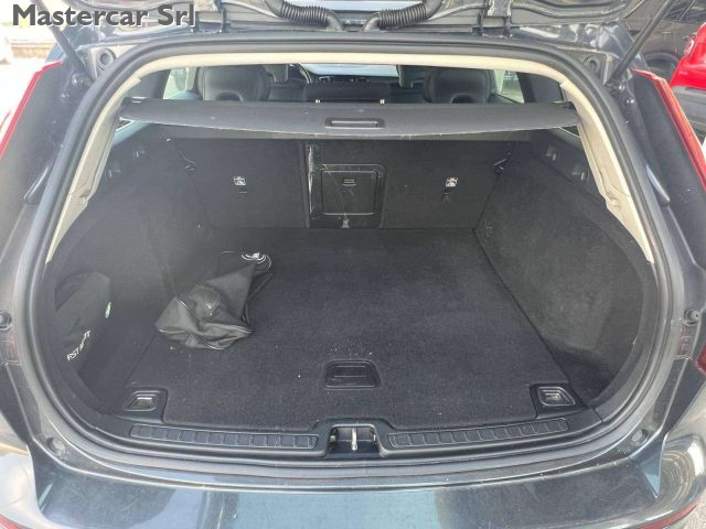 VOLVO V60 V60 II 2019 2.0 D3 BUSINESS GEAR - foto 15