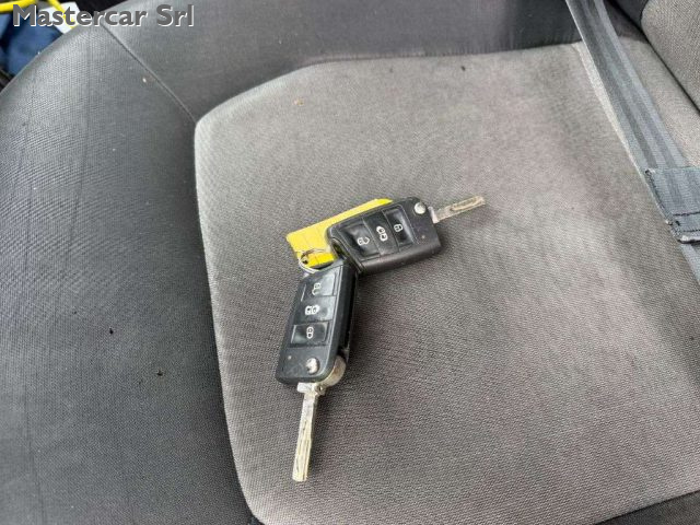 VOLKSWAGEN CRAFTER E-CRAFTER 35 136CV L3H3 FRIGO -  - foto 13
