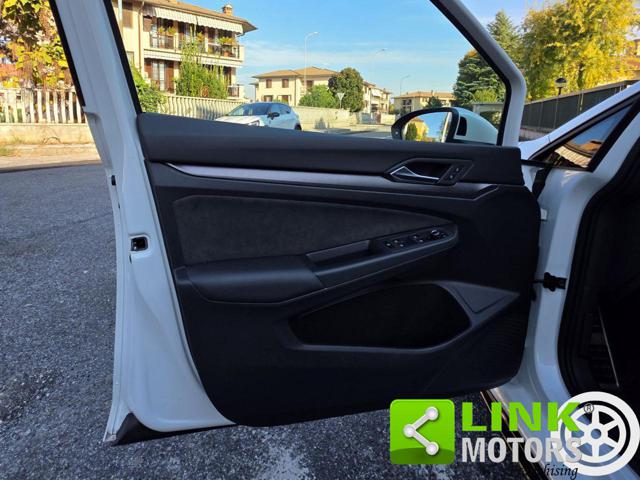 VOLKSWAGEN GOLF 1.5 ETSI 150 CV ACT DSG R-LINE P - foto 22
