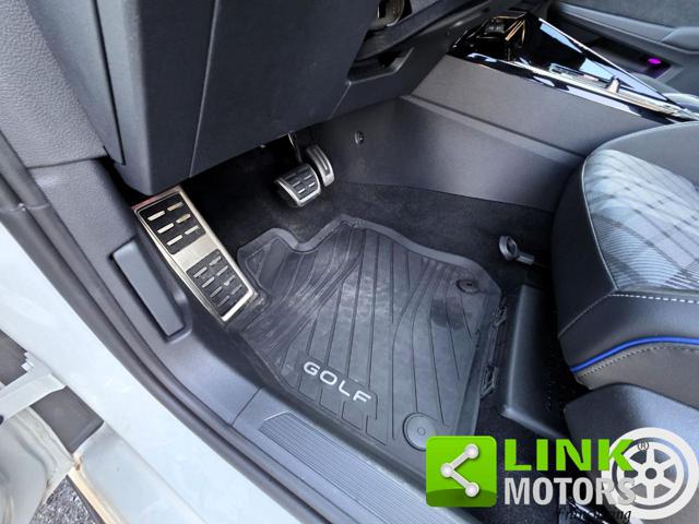 VOLKSWAGEN GOLF 1.5 ETSI 150 CV ACT DSG R-LINE P - foto 24