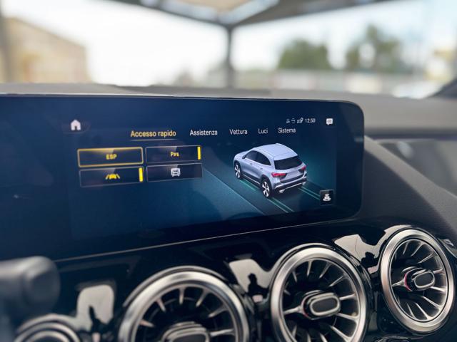 MERCEDES-BENZ GLA 200 D PREMIUM AMG (NIGHT PACK/TETTO  - foto 35