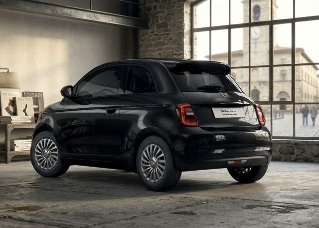 FIAT 500 HYBRID - foto 2