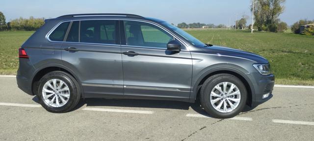 VOLKSWAGEN TIGUAN 1.6 TDI SCR SPORT & STYLE - foto 3
