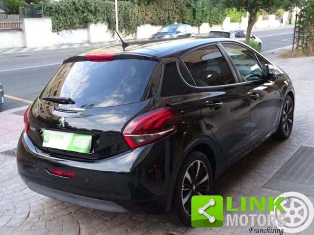 PEUGEOT 208 5 PORTE 1.5 HDI 102 CV - foto 4