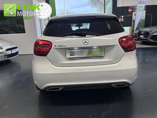 MERCEDES-BENZ A 180 D NIGHT EDITION SPORT - foto 4
