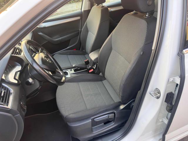 SKODA OCTAVIA 1.6 TDI CR 105 CV DSG WAGON ELEG - foto 9