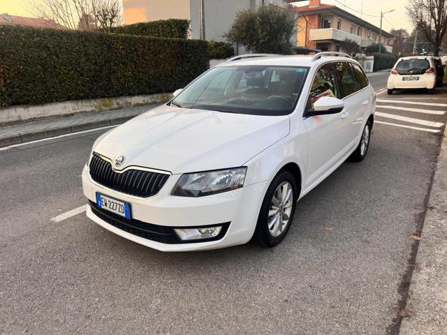 SKODA OCTAVIA 1.6 TDI CR 105 CV DSG WAGON ELEG - foto 2