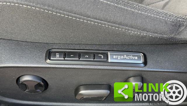 VOLKSWAGEN GOLF VIII 1.5 TSI EVO ACT STYLE - foto 8