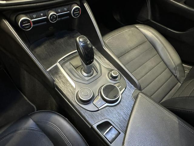 ALFA ROMEO GIULIA 2.2 TURBODIESEL 160CV AT8 EXECUT - foto 16