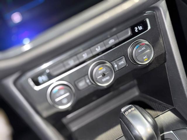 VOLKSWAGEN TIGUAN 2.0 TDI SCR DSG ADVANCED BLUEMOT - foto 16