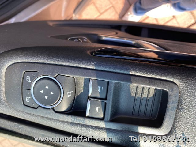 FORD Tourneo Custom - foto: 6