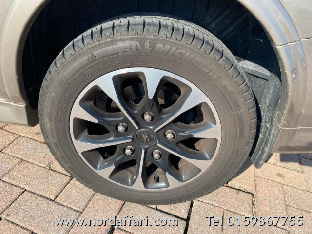 FORD Tourneo Custom - foto: 16