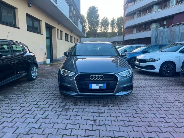 AUDI A3 SEDAN 1.5 TFSI COD S TRONIC BUSI - foto 2
