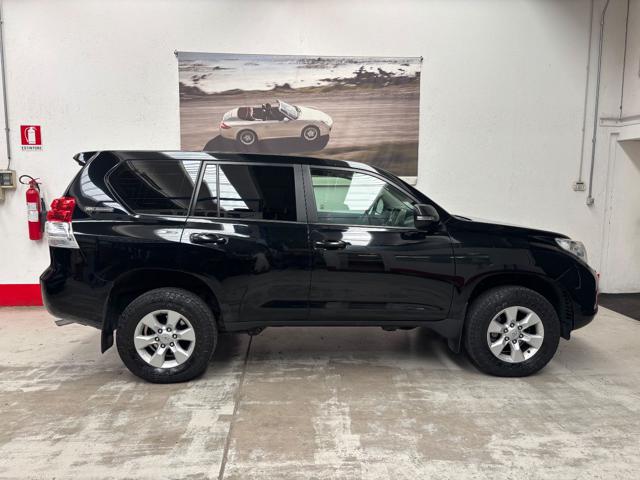 TOYOTA LAND CRUISER 3.0 D4-D MANUALE TAGLIANDI UFFIC - foto 2