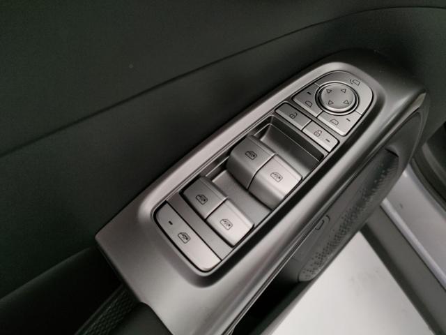 BYD DOLPHIN G DM-I 1.5 PHEV BOOST 212CV - foto 19