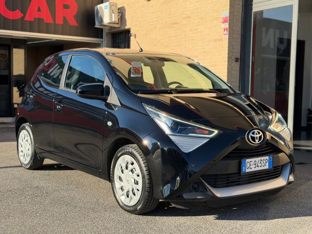 TOYOTA AYGO CONNECT 1.0 72 CV  X-COOL MMT (N