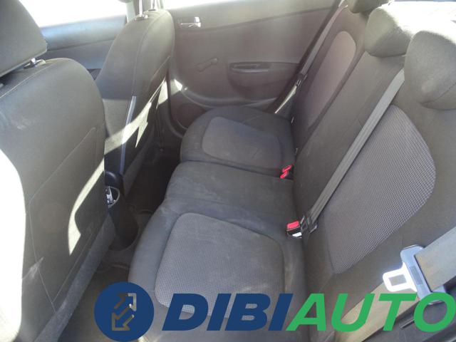 HYUNDAI I20 1.1 CRDI 5P. SOUND EDITION - foto 10