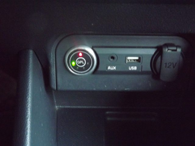 KIA RIO 1.2 CVVT 5P. ECO GPL ACTIVE - foto 16