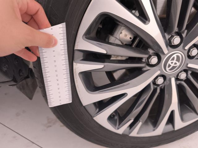 TOYOTA YARIS CROSS 1.5H LOUNGE FWD 116CV E-CVT - foto 39