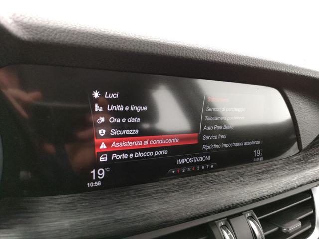 ALFA ROMEO STELVIO 2.2 TURBODIESEL 210 CV AT8 Q4 EX - foto 14