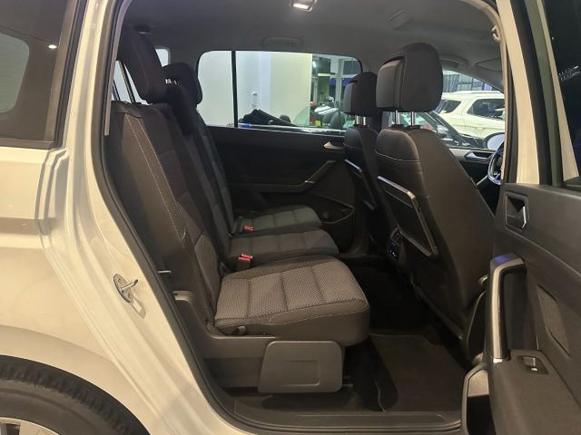 VOLKSWAGEN TOURAN 2.0 TDI SCR DSG 7POSTI BLUEMOTIO - foto 13