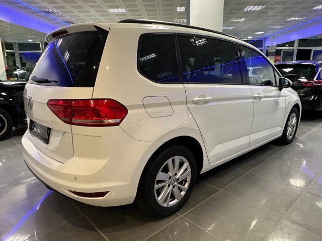 VOLKSWAGEN TOURAN 2.0 TDI SCR DSG 7POSTI BLUEMOTIO - foto 5