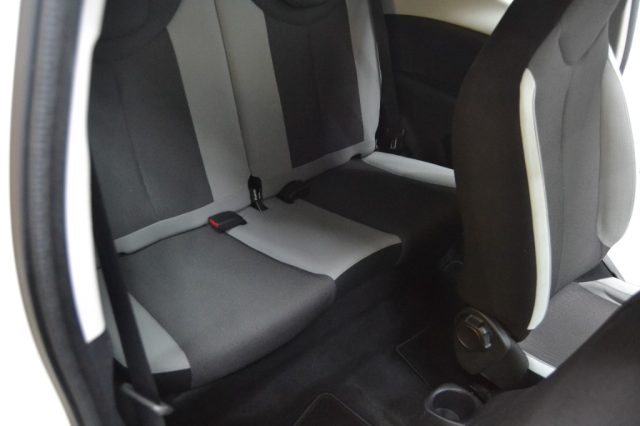 TOYOTA AYGO 1.0 VVT-I 69 CV 3 PORTE X-CLUSIV - foto 8