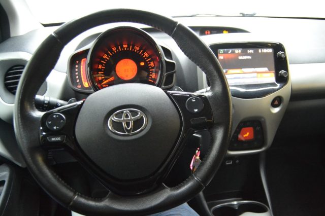 TOYOTA AYGO 1.0 VVT-I 69 CV 3 PORTE X-CLUSIV - foto 12