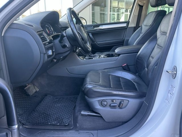 VOLKSWAGEN TOUAREG 3.0 TDI 204 CV TIPTRONIC BLUEMOT - foto 11