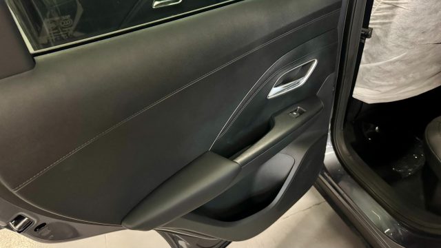 MG ZS 1.5 HYBRID+ LUXURY AUTO - foto 15