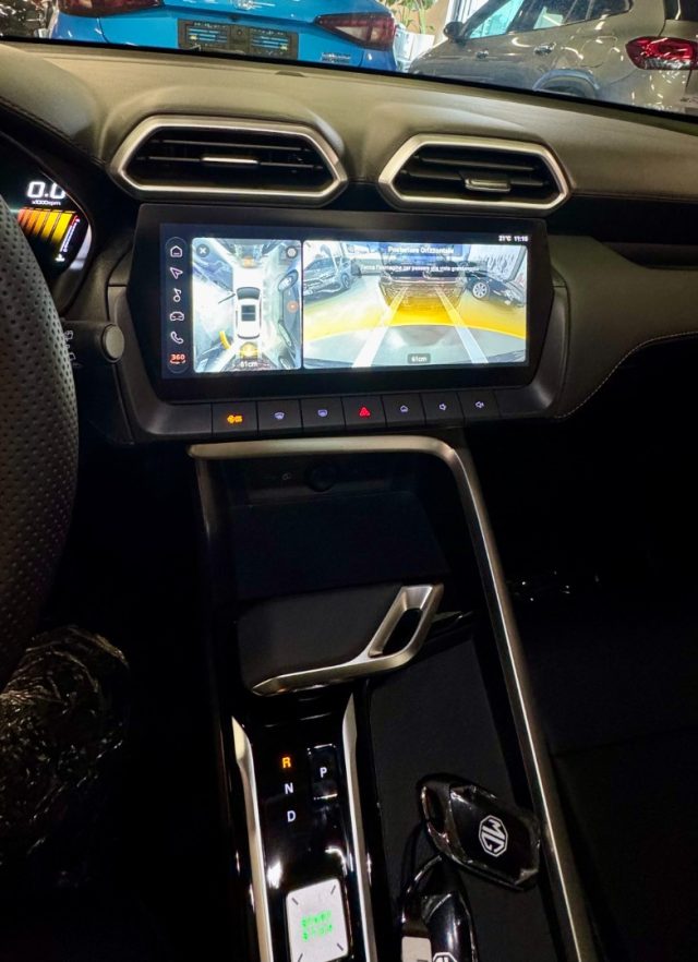 MG ZS 1.5 HYBRID+ LUXURY AUTO - foto 13