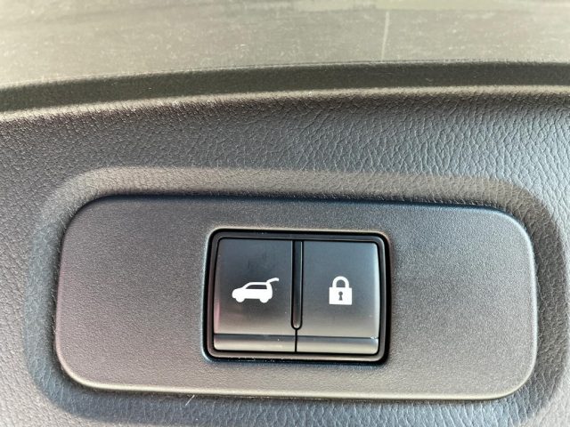 NISSAN QASHQAI MHEV 140 CV TEKNA - foto 12
