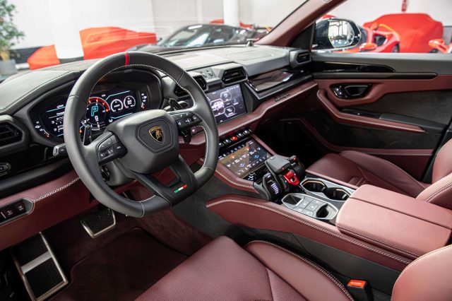 LAMBORGHINI URUS SE|AKRAPOVIC|BANG&OLUFSEN|TETTO| - foto 10