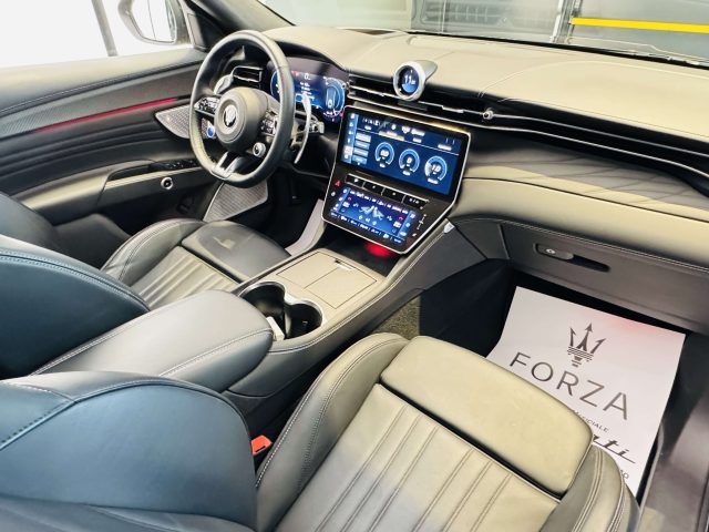 MASERATI GRECALE GRECALE 2022 3.0 V6 TROFEO 530CV - foto 14