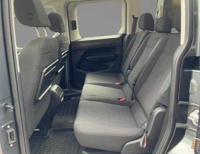 VOLKSWAGEN CADDY 2.0 TDI 122 CV DSG STYLE - foto 7