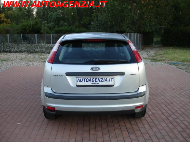 FORD FOCUS 1.6 TDCI (90CV) 5P. (POCHI KM) - foto 7