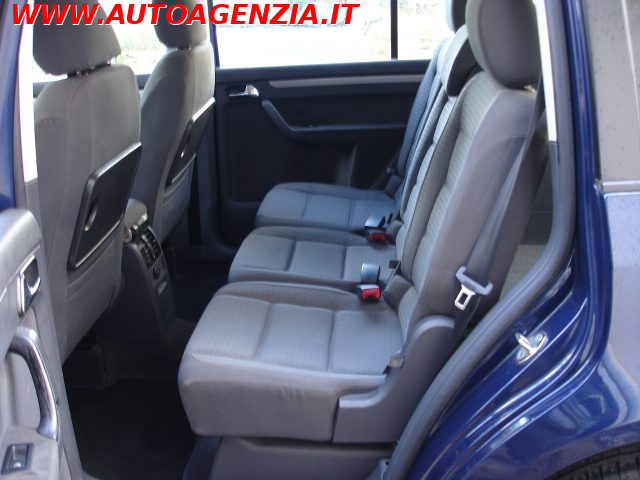 VOLKSWAGEN TOURAN 2.0 16V TDI TRENDLINE - foto 11