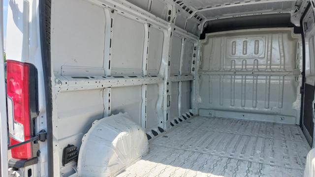 CITROEN JUMPER 35 BLUEHDI 140 S&S PLM-TA FURGON - foto 17