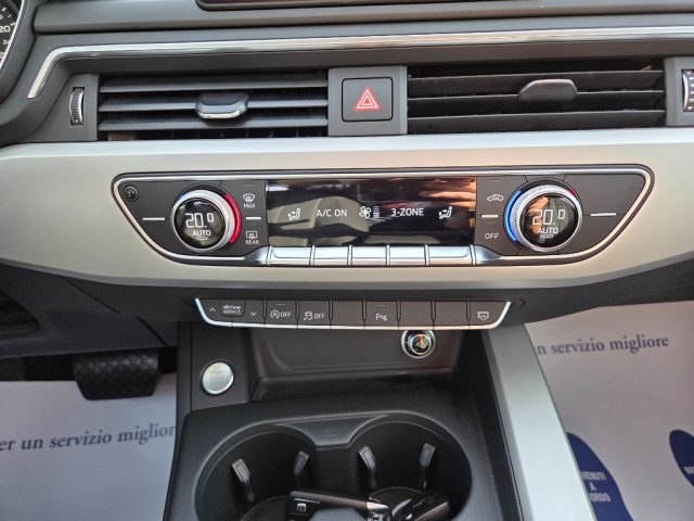 AUDI A4 AVANT 35 TDI S TRONIC BUSINESS - foto 11