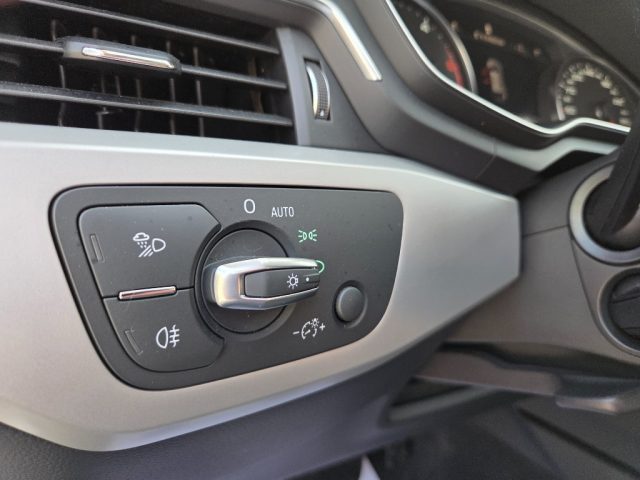 AUDI A4 AVANT 35 TDI S TRONIC BUSINESS - foto 14