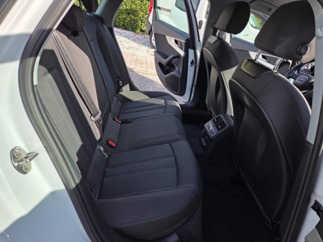 AUDI A4 AVANT 35 TDI S TRONIC BUSINESS - foto 20