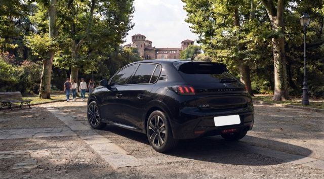 PEUGEOT 208 1.2 - foto 3