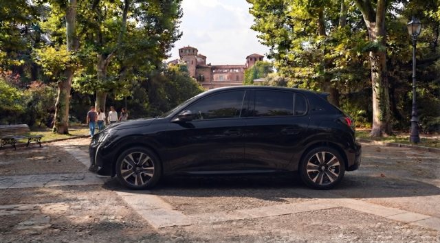 PEUGEOT 208 1.2 - foto 4