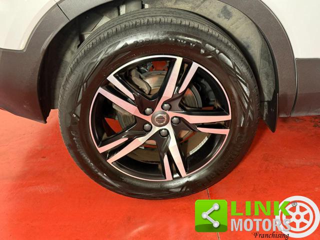 VOLVO XC40 D3 R-DESIGN MANUALE IVA FULL PEL - foto 32